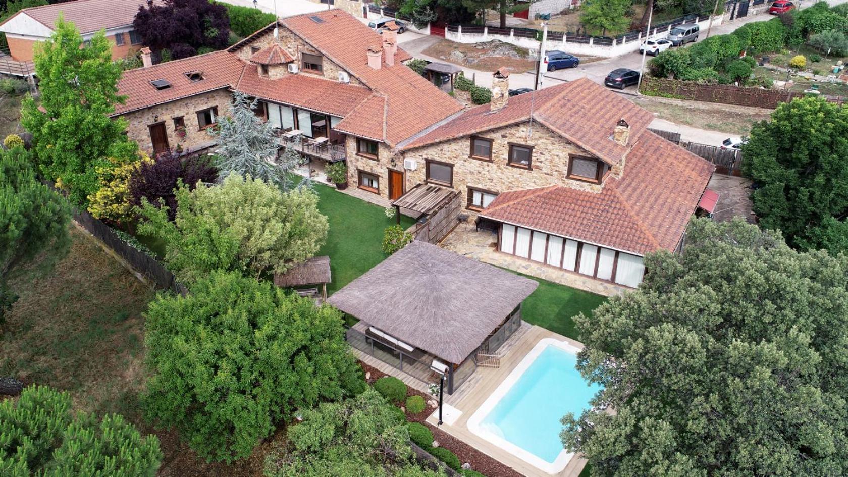 Saika Rural Apartment Manjiron Exterior photo